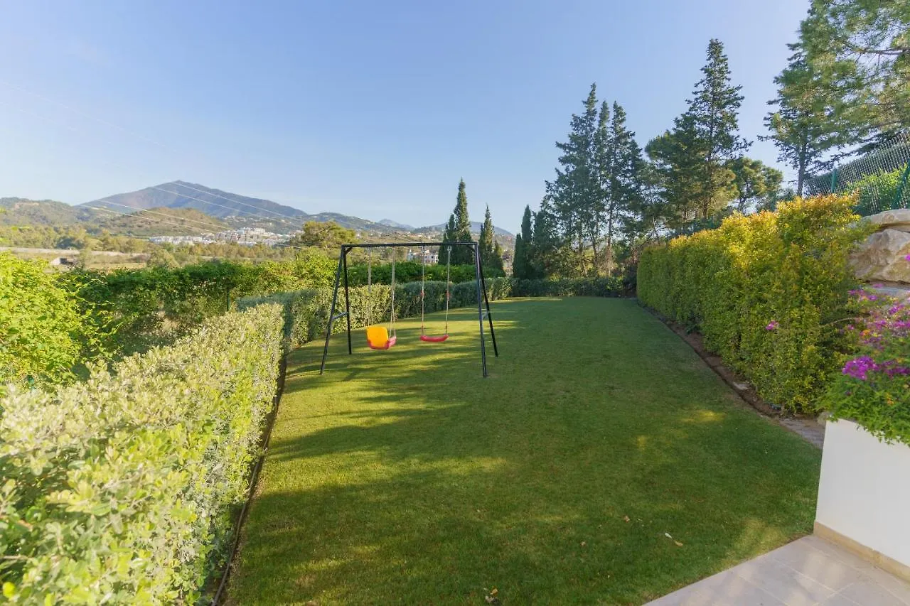Casa Bluebelle Guadalmina Apartment Marbella